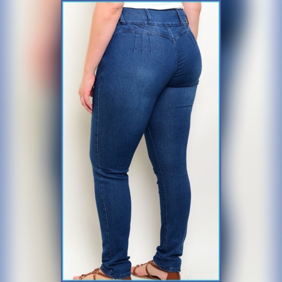 NEW Dark Denim Pleated Back Plus Size 18 - Picture 2 of 7